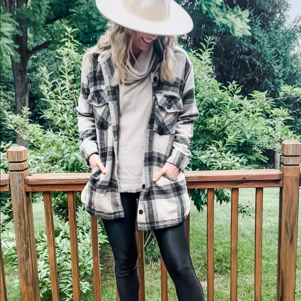 Nordstrom shacket great condition